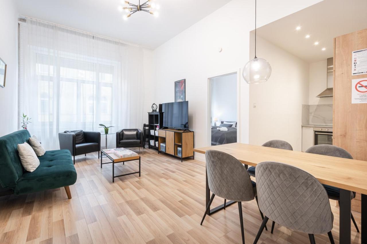 Delta Curve Appartement